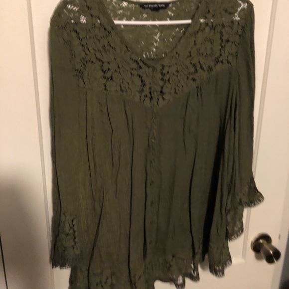 Zac & Rachel Tops - Lace top